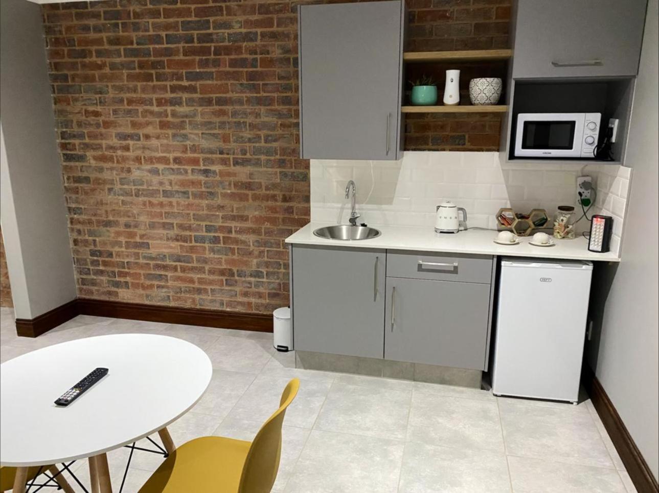 Staysure Guesthouse Альбертон Номер фото